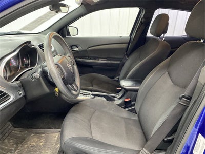 2012 Dodge Avenger SE