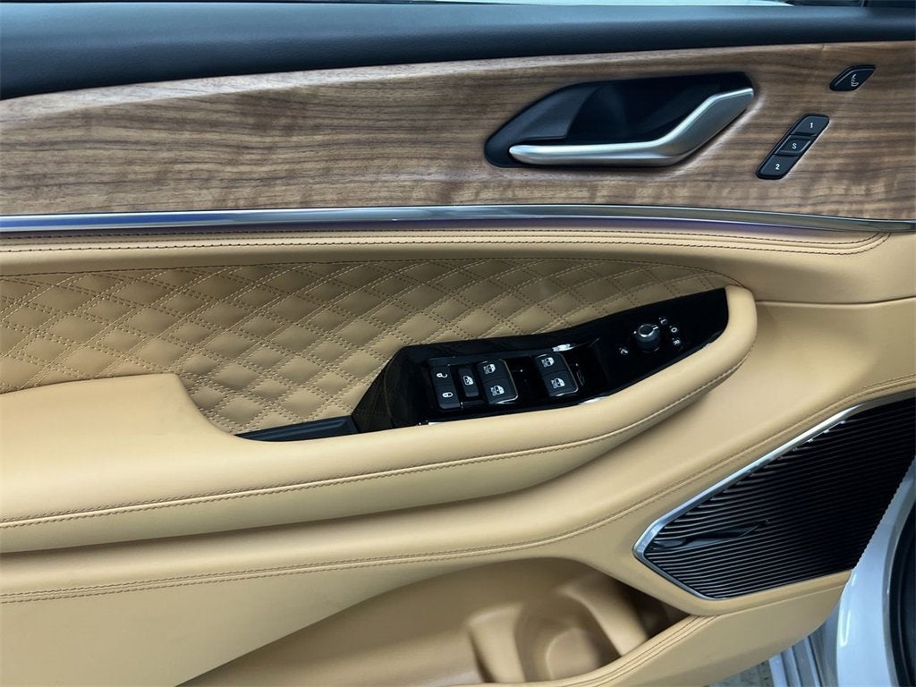 2023 Jeep Grand Cherokee L Summit Reserve