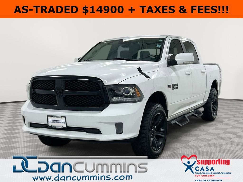 2017 RAM 1500 Night Edition Crew Cab 4x4 5'7" Box's photo