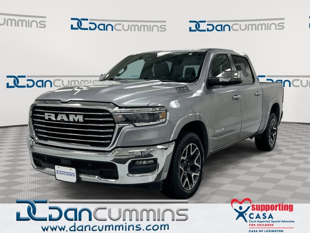 2025 RAM 1500 Laramie 4x4 Crew Cab 5'7's photo