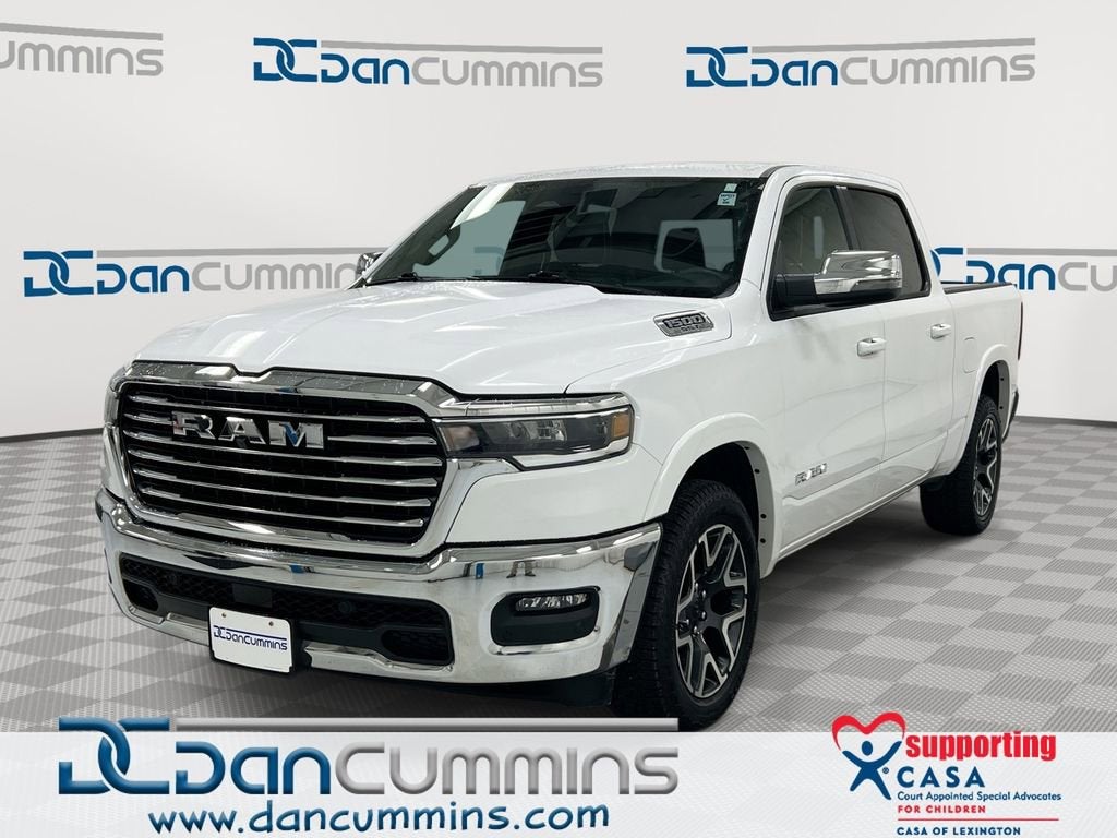 2025 RAM 1500 Laramie 4x4 Crew Cab 5'7's photo