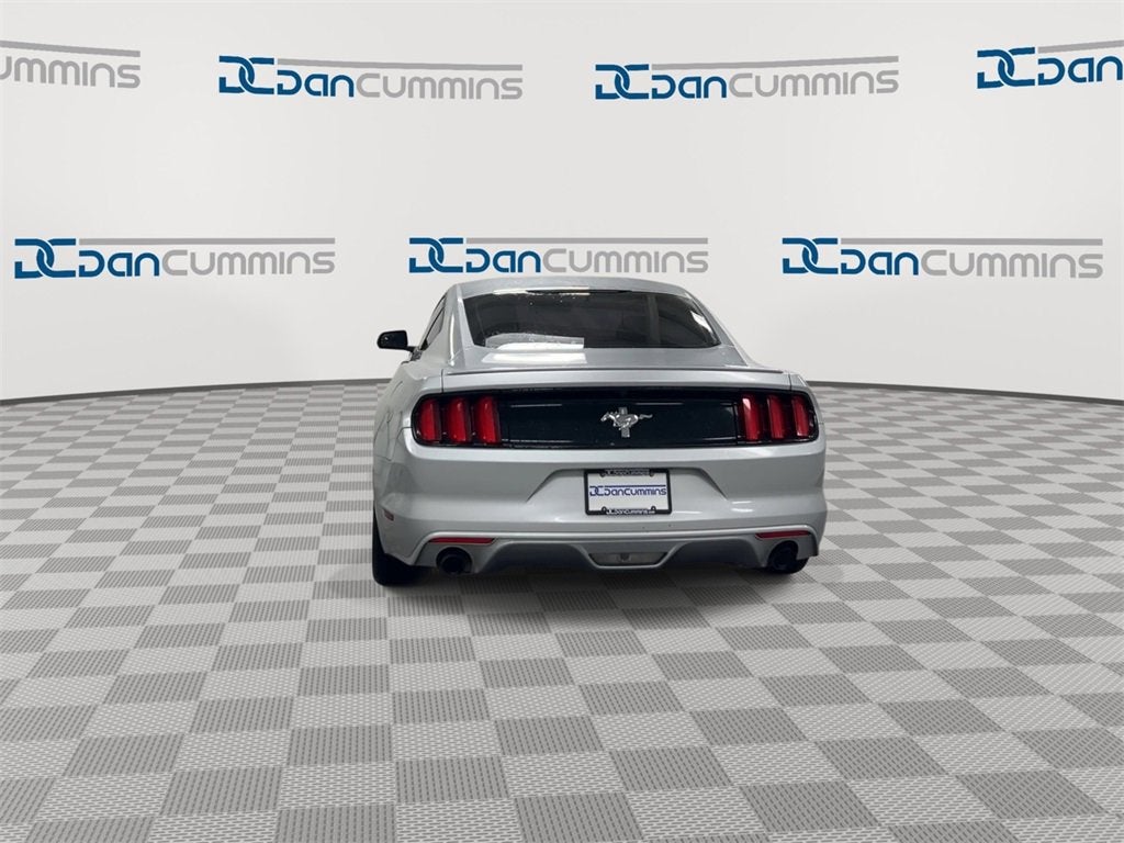 2015 Ford Mustang V6