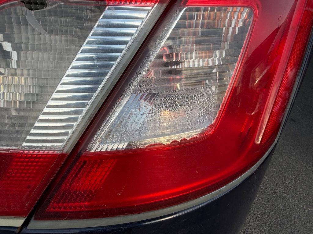 2011 Ford Taurus Limited