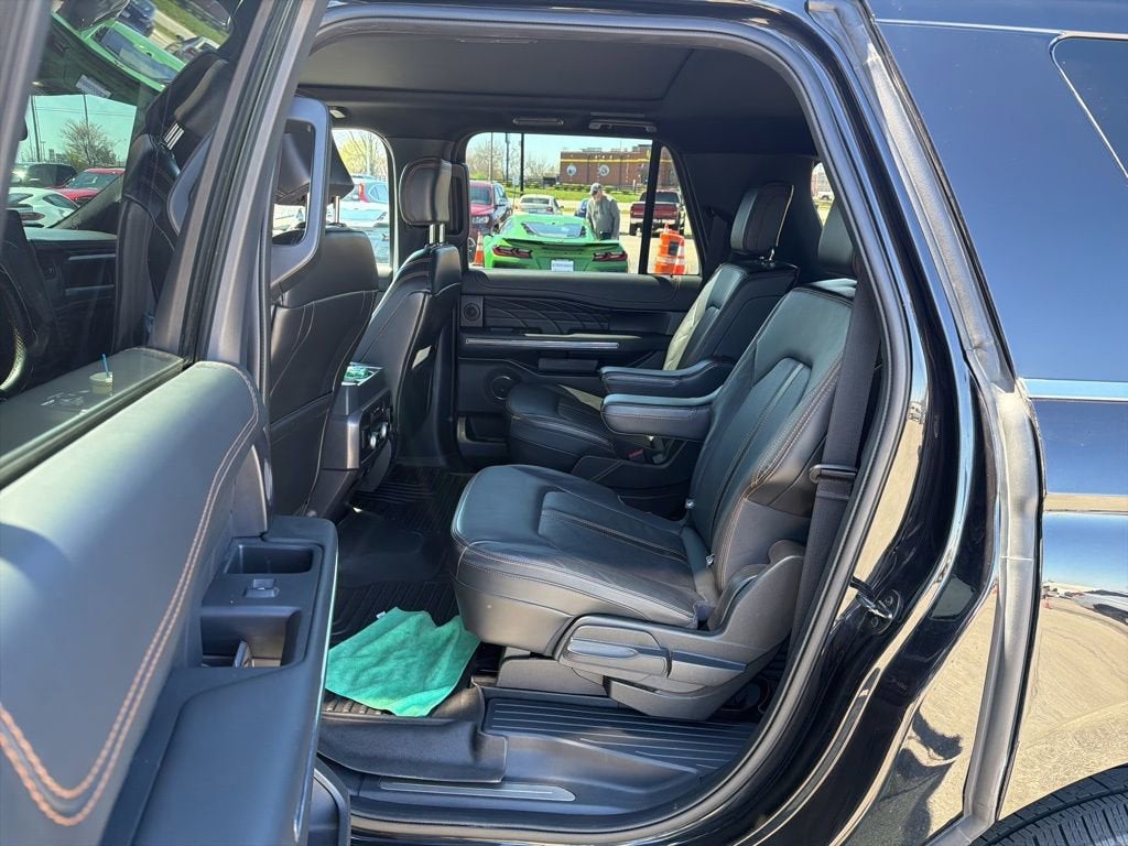 2022 Ford Expedition Max Platinum