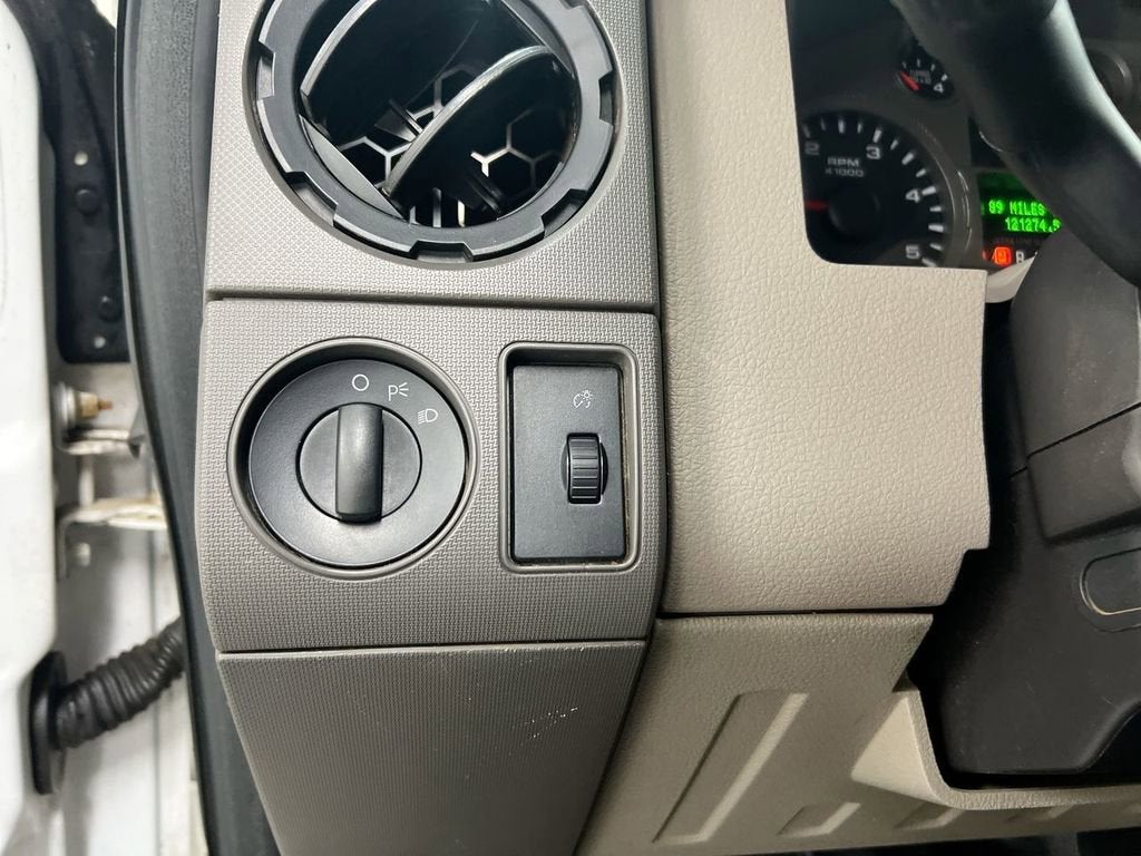 2010 Ford Super Duty F-250 SRW XL