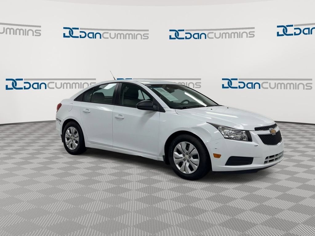 Used 2014 Chevrolet Cruze LS with VIN 1G1PA5SH4E7281464 for sale in Paris, KY