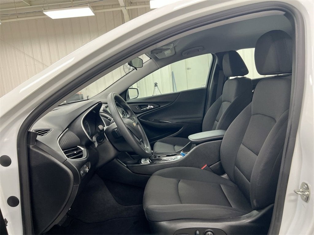 2023 Chevrolet Malibu FL