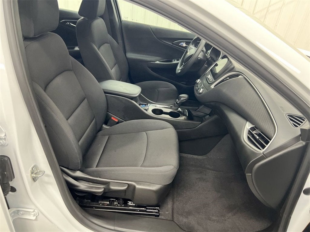 2023 Chevrolet Malibu FL