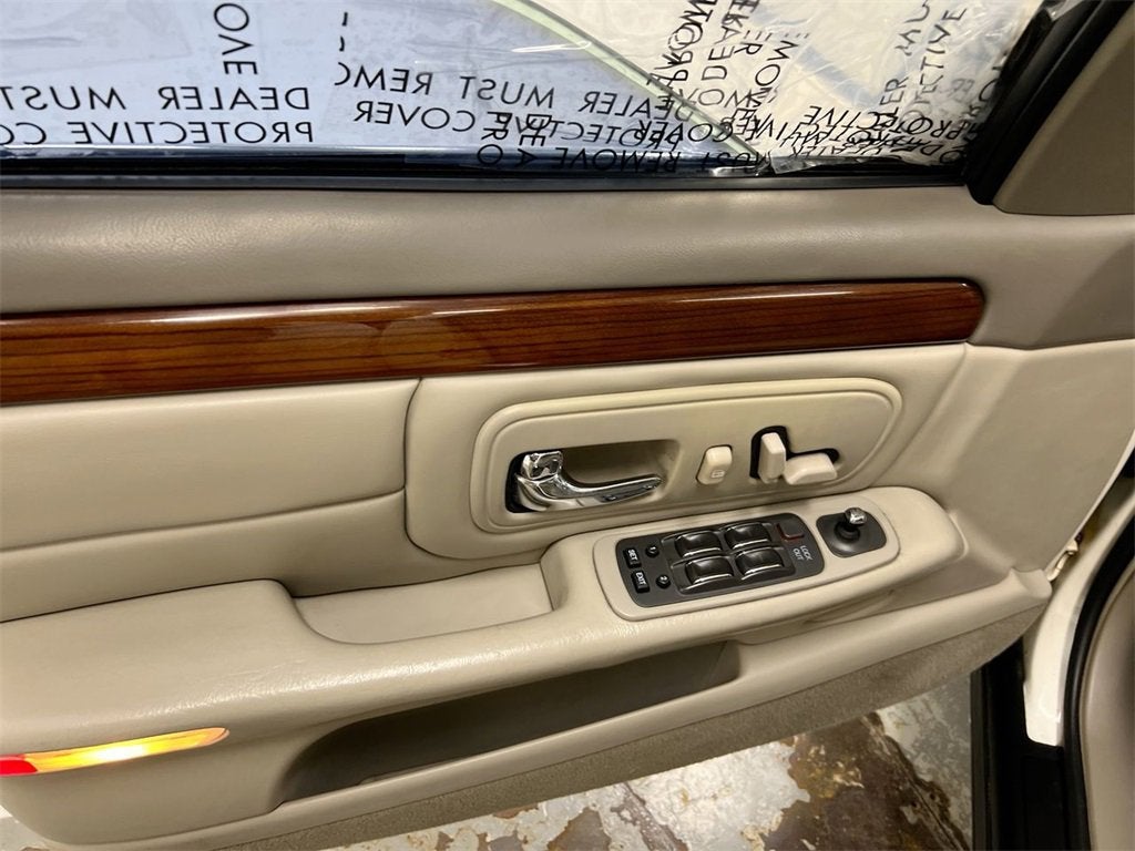 1999 Cadillac Deville Base