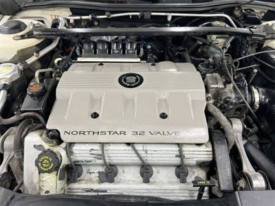 1999 Cadillac Deville Base