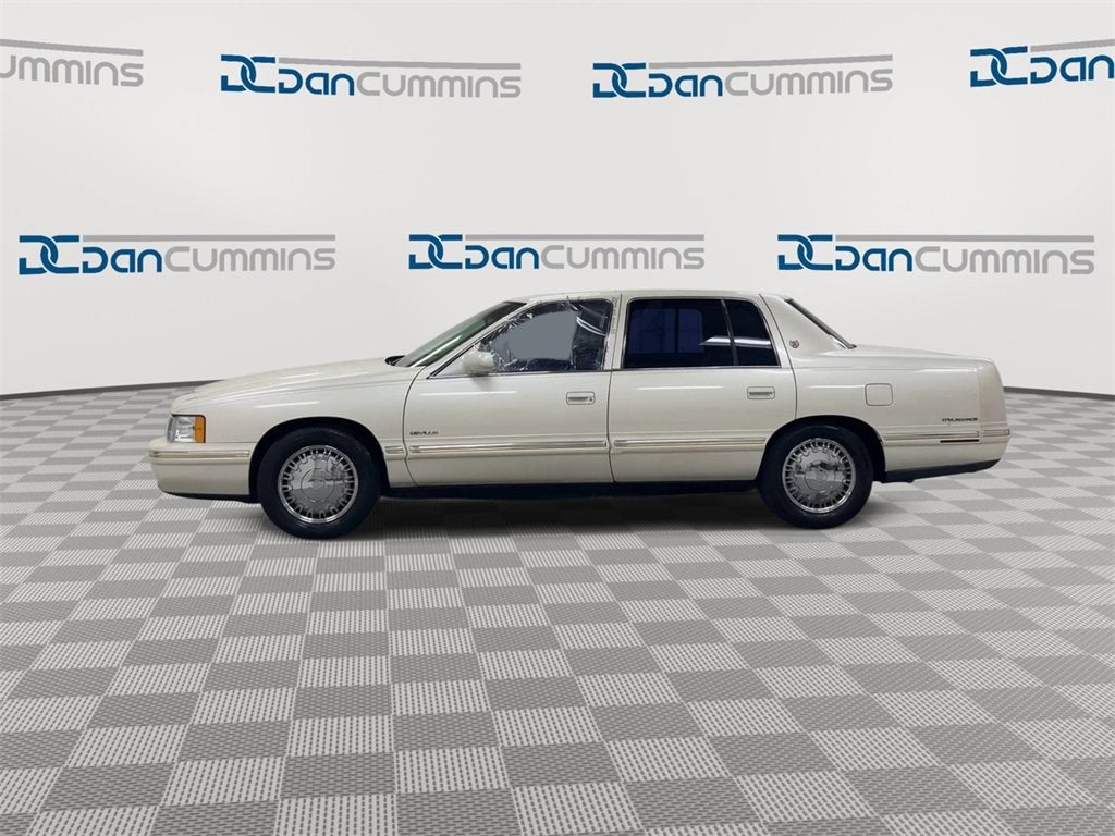 1999 Cadillac Deville Base