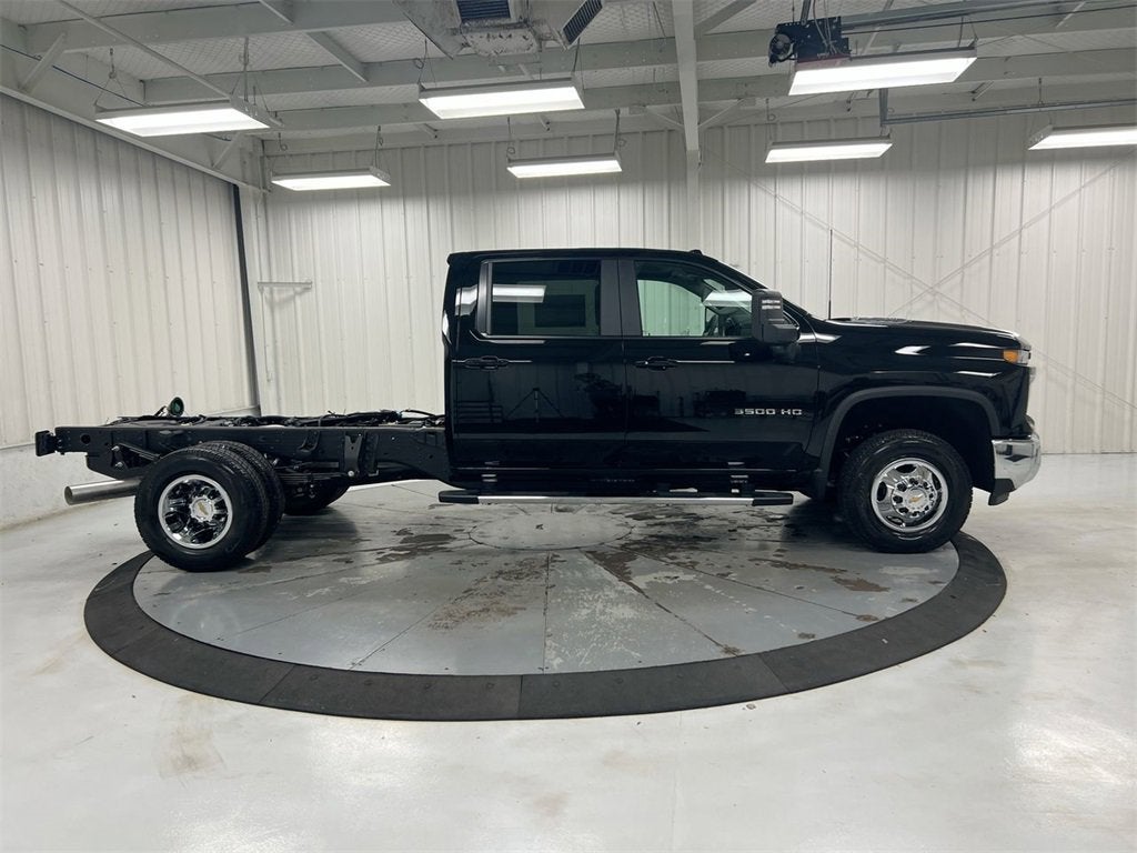 2026 Chevrolet Silverado 3500 HD Chassis Cab LT