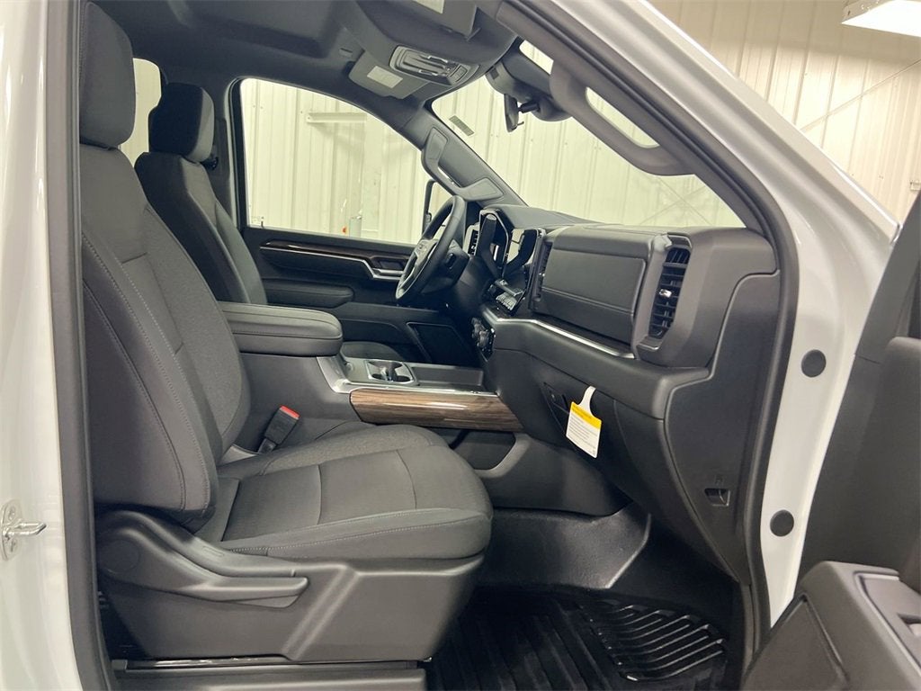 2026 Chevrolet Silverado 3500 HD Chassis Cab LT