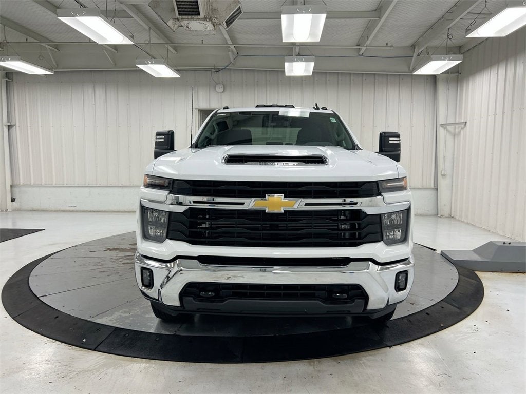 2026 Chevrolet Silverado 3500 HD Chassis Cab LT