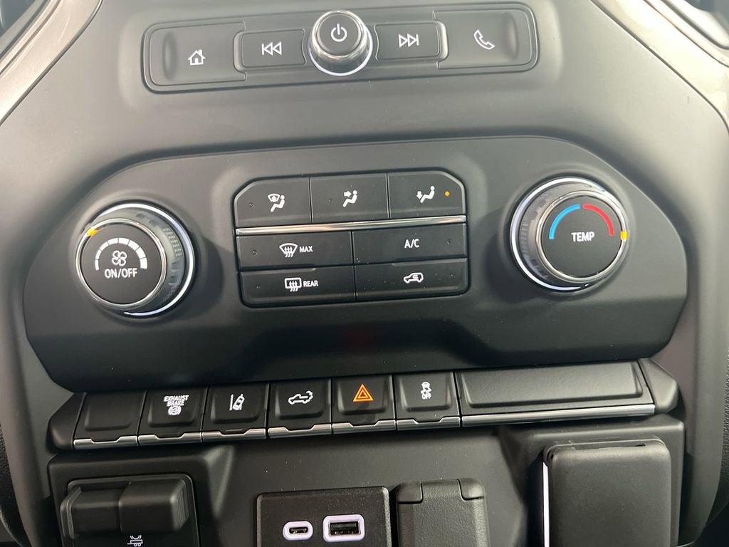 2026 Chevrolet Silverado 3500 HD WT DRW