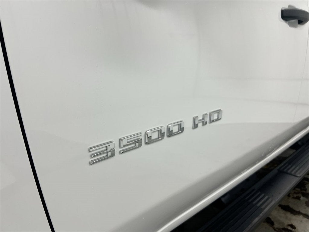 2026 Chevrolet Silverado 3500 HD WT DRW