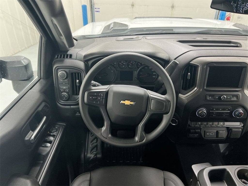 2026 Chevrolet Silverado 3500 HD WT DRW