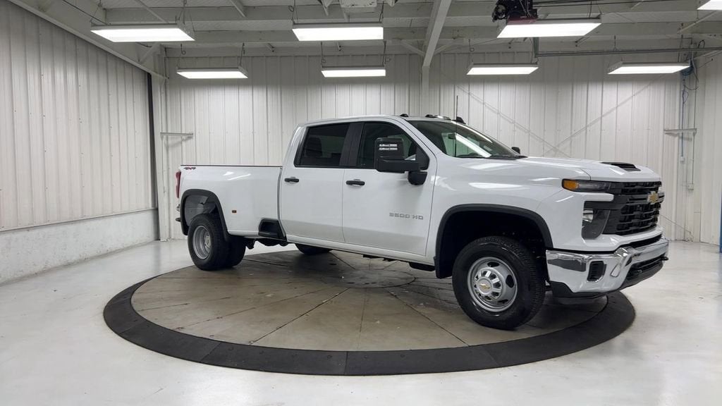 2024 Chevrolet Silverado 3500 HD WT DRW