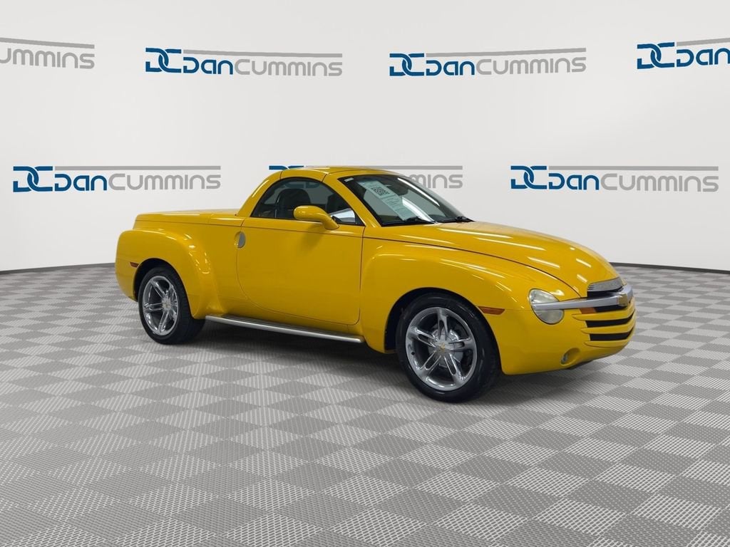 2004 Chevrolet SSR LS