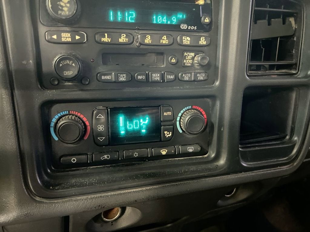 2003 Chevrolet Silverado 2500 HD LS