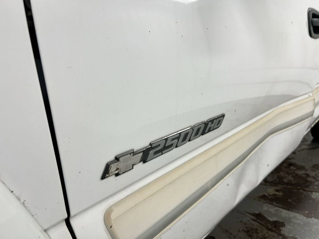 2003 Chevrolet Silverado 2500 HD LS