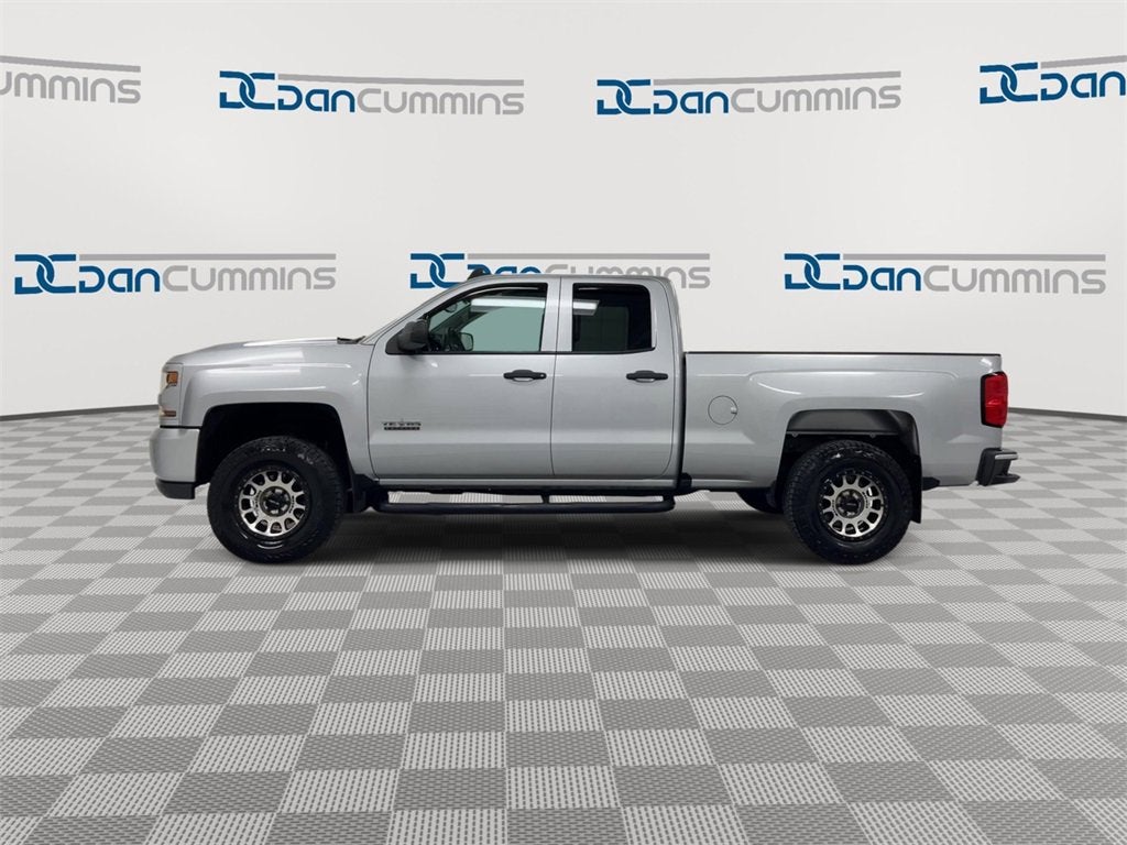 2018 Chevrolet Silverado 1500 Custom