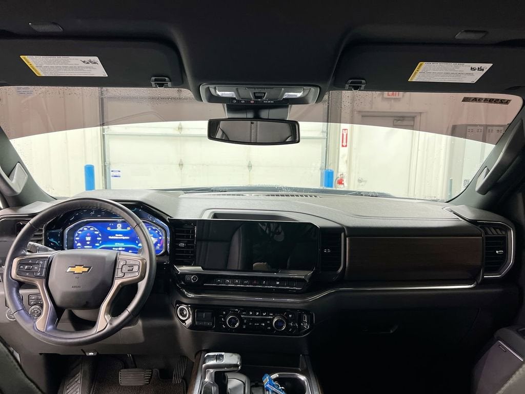 2023 Chevrolet Silverado 1500 High Country