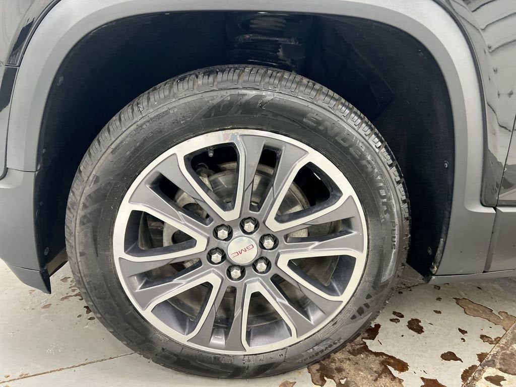 2019 GMC Acadia SLT