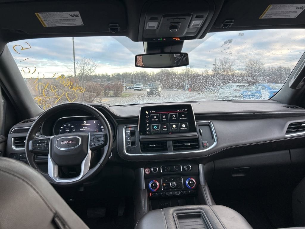 2023 GMC Yukon SLT