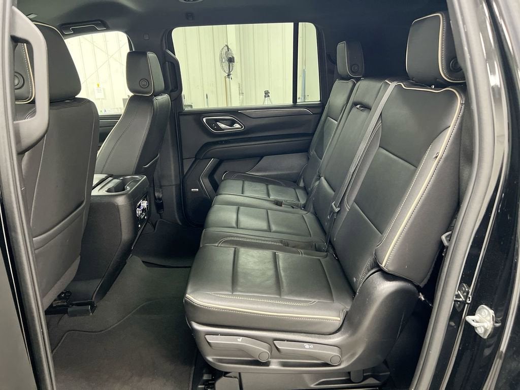 2024 GMC Yukon XL SLT
