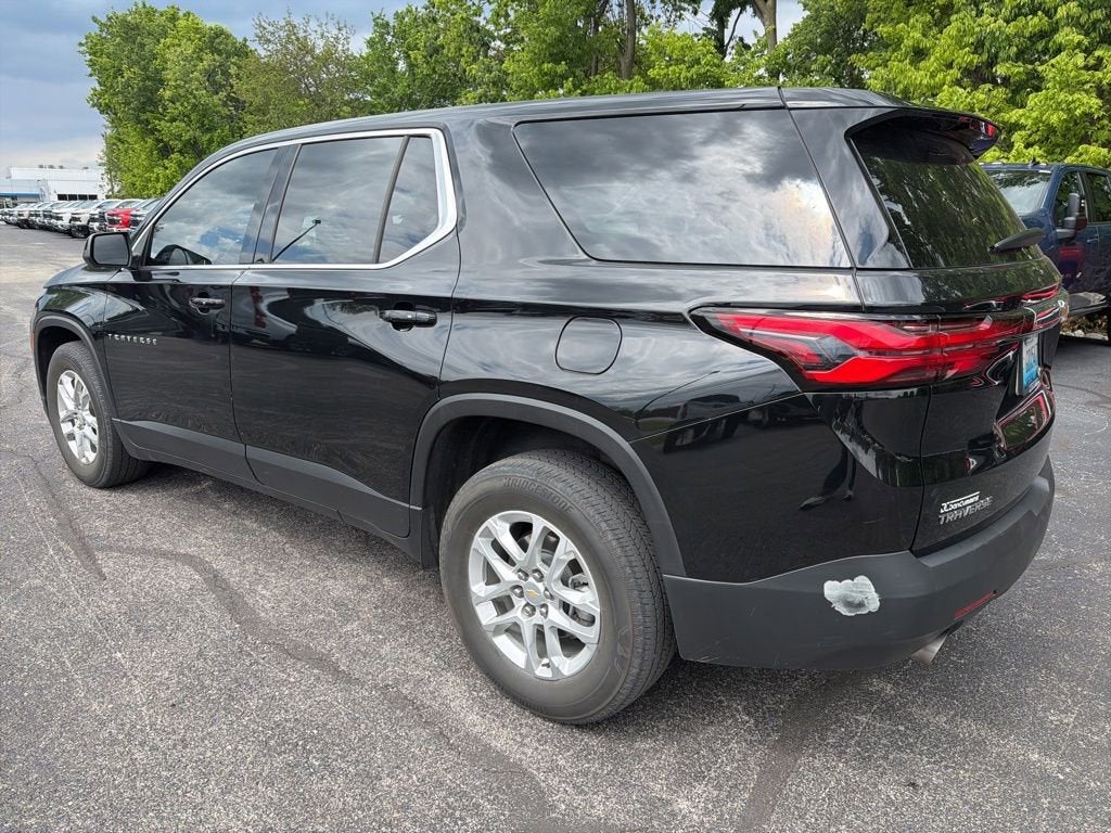 2023 Chevrolet Traverse LS