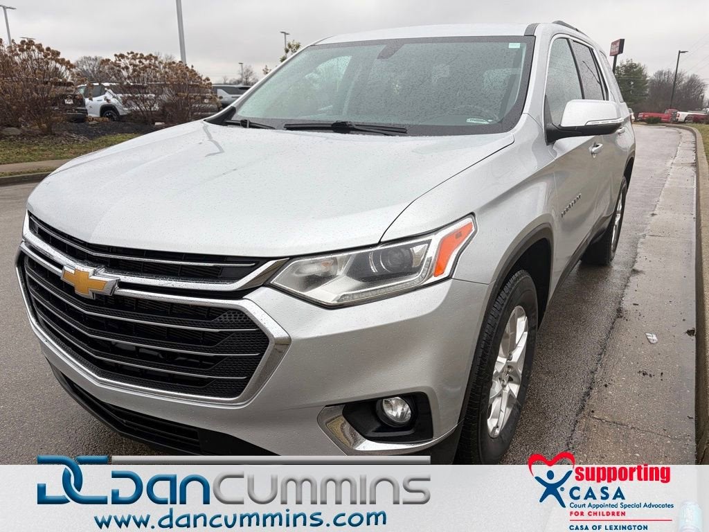 2021 Chevrolet Traverse LT Cloth