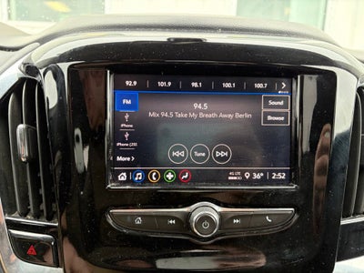 2021 Chevrolet Traverse LT Cloth