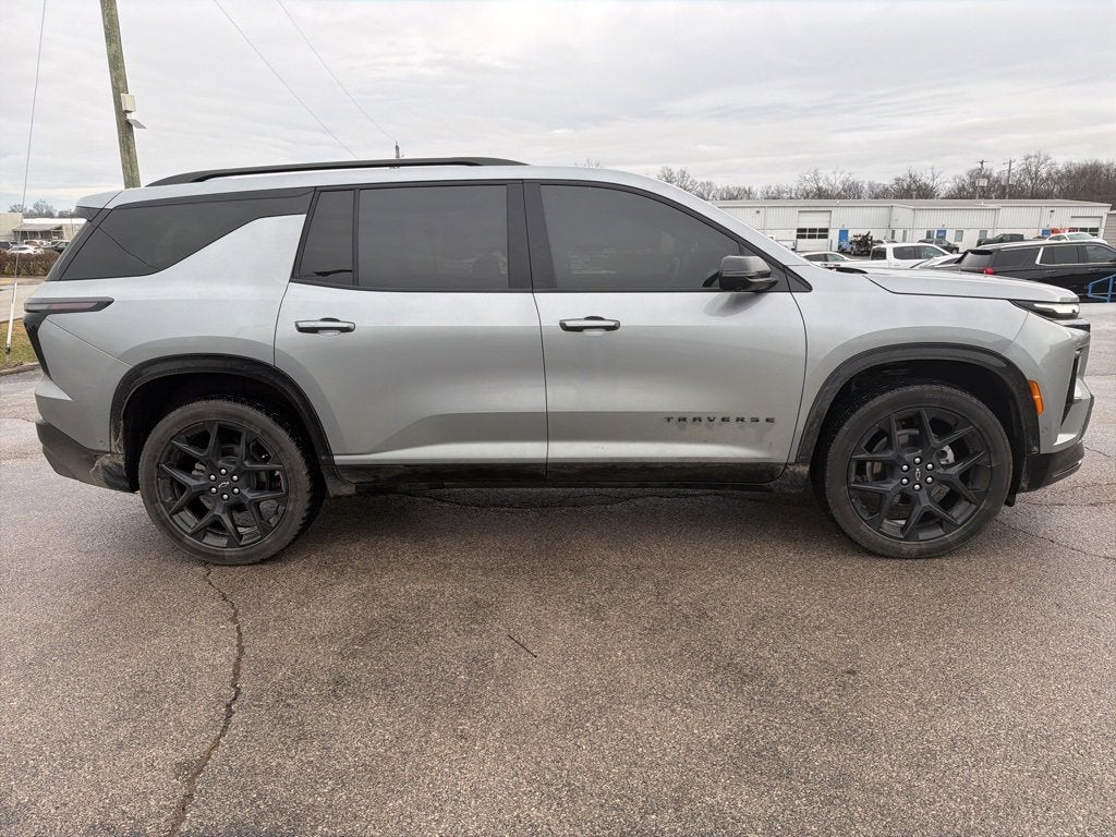 2025 Chevrolet Traverse RS
