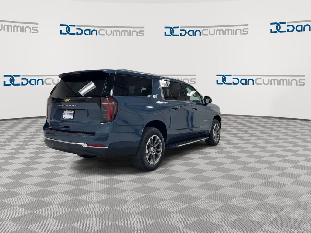 2025 Chevrolet Suburban LT