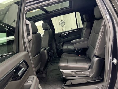 2025 Chevrolet Suburban RST