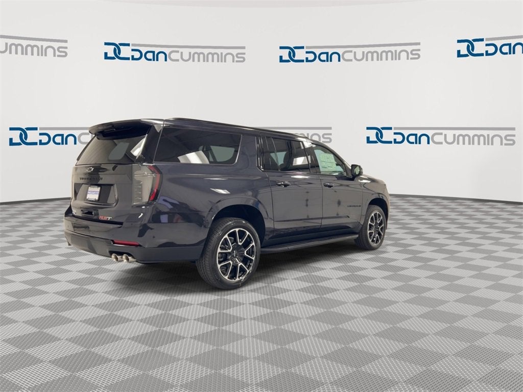 2025 Chevrolet Suburban RST