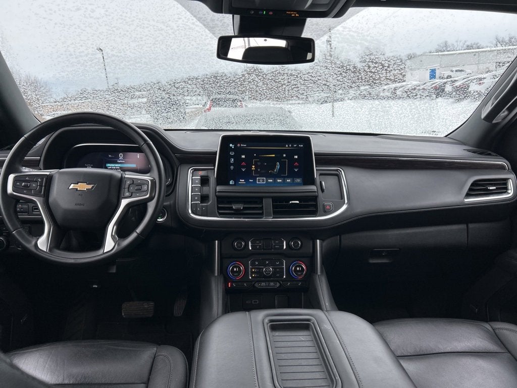 2024 Chevrolet Suburban LT