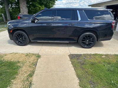 2022 Chevrolet Suburban LT