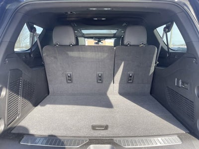 2022 Chevrolet Suburban RST