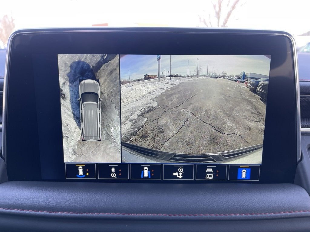 2022 Chevrolet Suburban RST