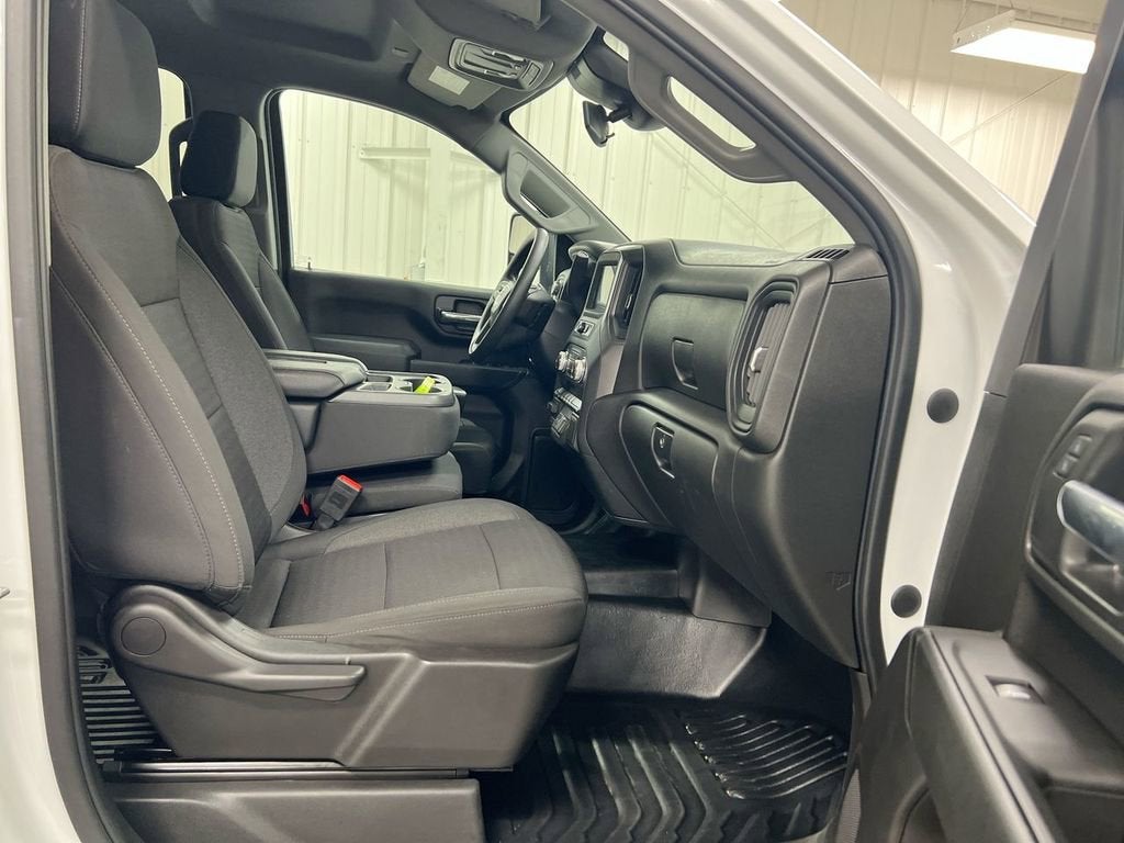 2024 GMC Sierra 2500 HD Pro