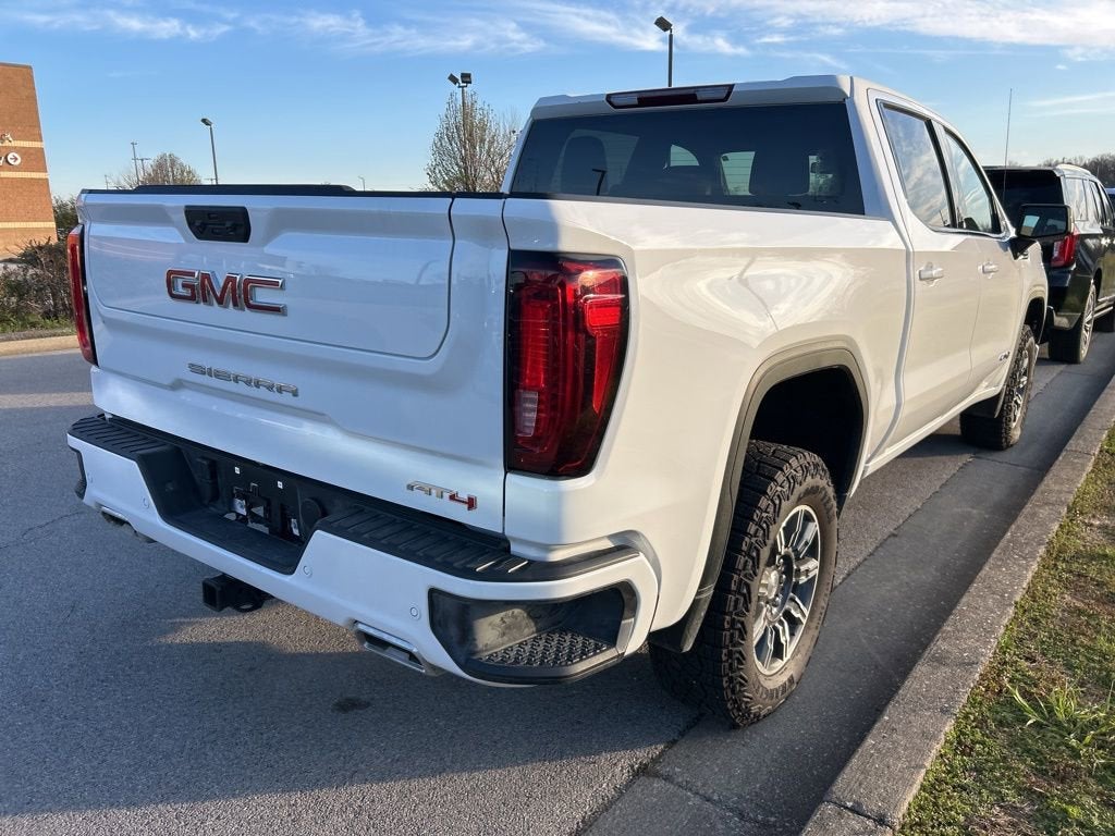 2025 GMC Sierra 1500 AT4