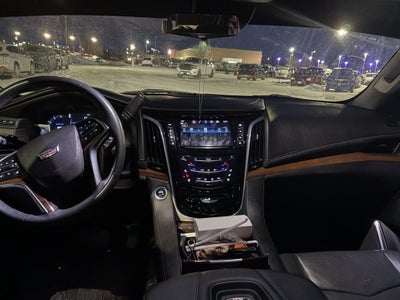 2017 Cadillac Escalade ESV Luxury