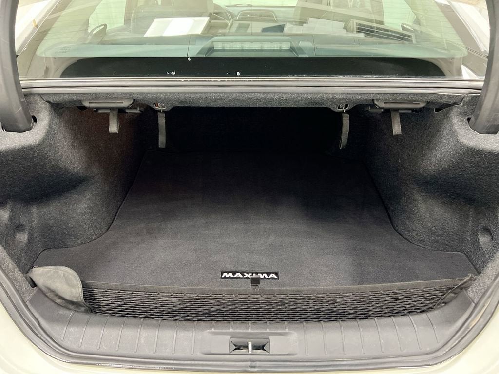 2023 Nissan Maxima SV