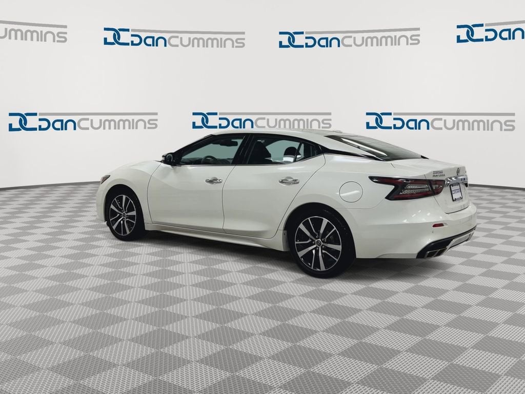 2023 Nissan Maxima SV