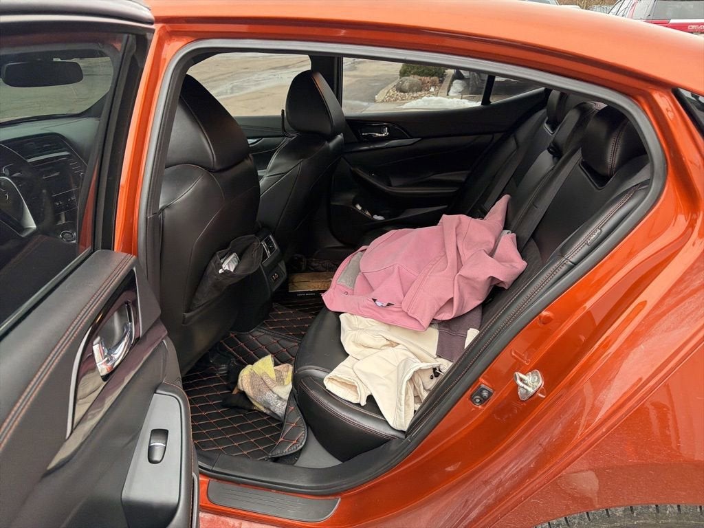 2021 Nissan Maxima SR