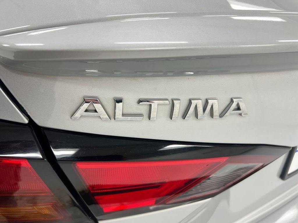 2020 Nissan Altima 2.0 SR