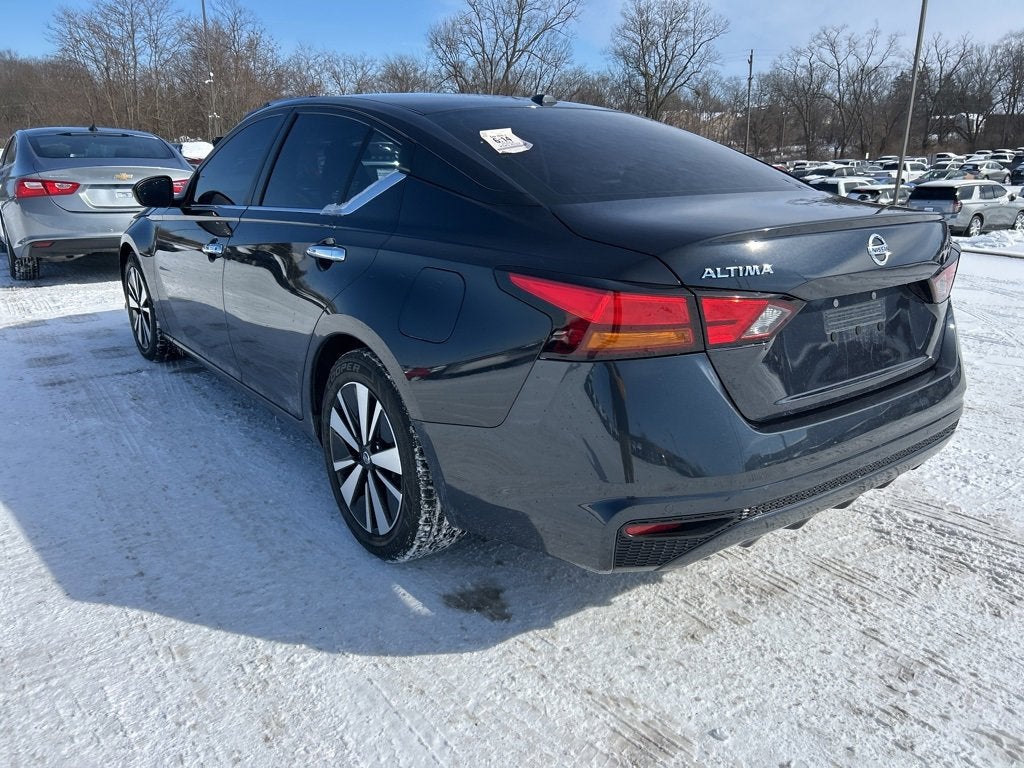 2022 Nissan Altima 2.5 SV