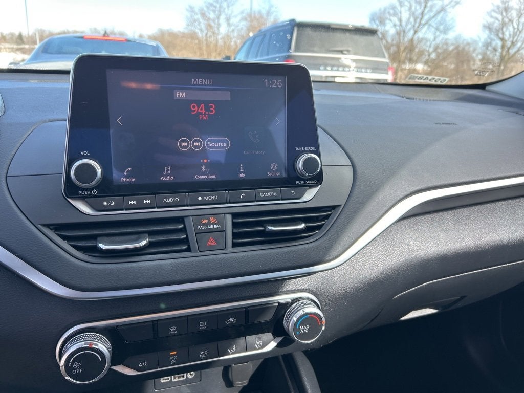 2022 Nissan Altima 2.5 SV